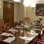 Готель Abando