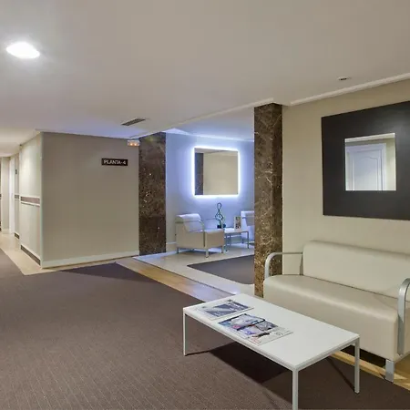 Hotel Ilunion Abando Bilbao بلباو