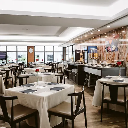 فندق Hotel Ilunion Abando Bilbao 4*