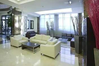 Hotel Ilunion Abando Bilbao فندق