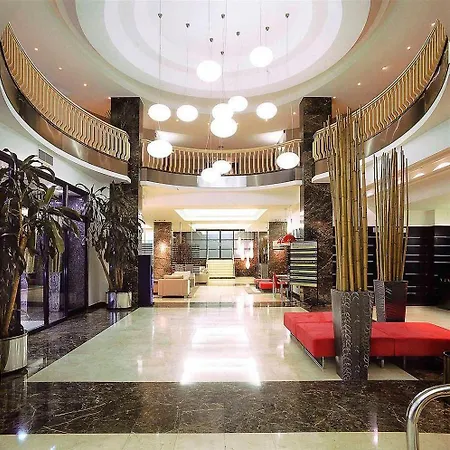 فندق Hotel Ilunion Abando Bilbao بلباو
