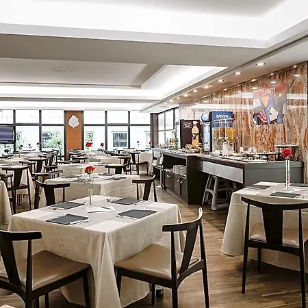 Hotel Ilunion Abando 4*