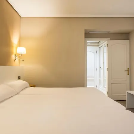 فندق Ilunion Abando