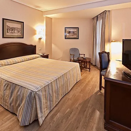 Hotel Ilunion Abando Bilbao فندق 4*