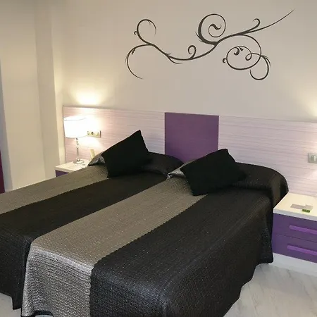 فندق Hotel Ilunion Abando Bilbao بلباو