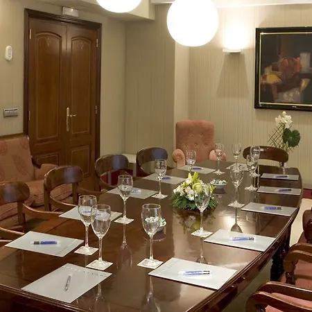 Hotel Ilunion Abando